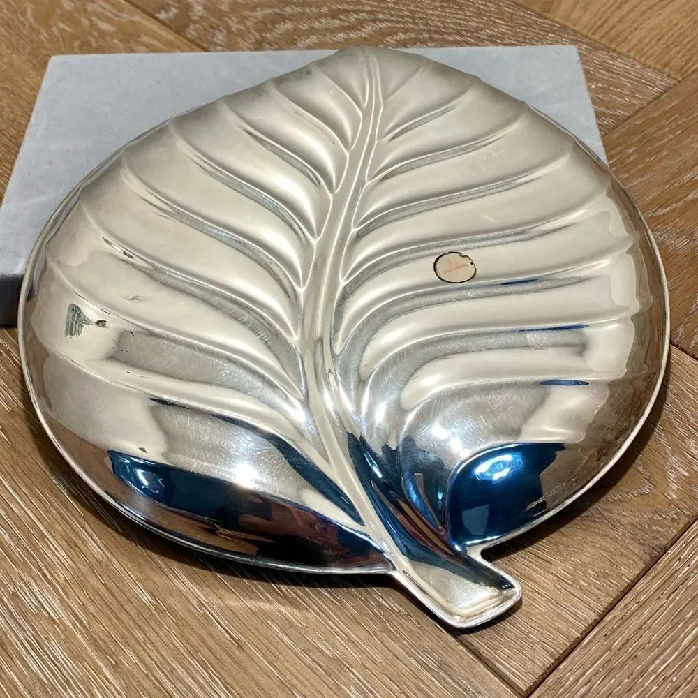 International Silver Company Vintage Pattern 8198 Leaf Serving Tray